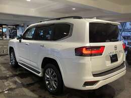 【GLIONグループ　GSQUARE】の車輌をご覧頂き、誠にありがとうございます。お客様にピッタリなお車を弊社スタッフがご案内させて頂きます。