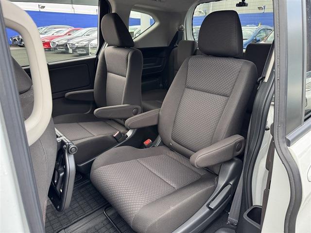 後期・ホンダセンシング・両側パワースライド・バックカメラ・フルセグナビ・Carplay・フリップダウンモニター・BTオーディオ・ETC・USB・シートヒーター・LEDヘッドライト