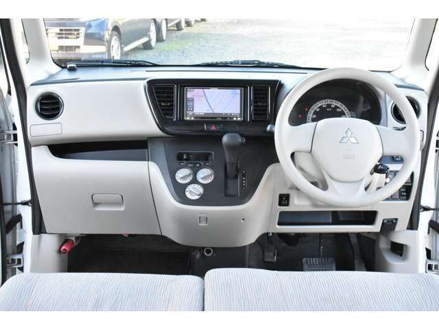 【展示場の価格は支払総額ですか？】お客様にわかりやすいように当店はすべて乗り出し価格を表示をしております。表示価格以上の費用は掛かりません。※オプションなどを付けられる場合は別途費用が掛かります。