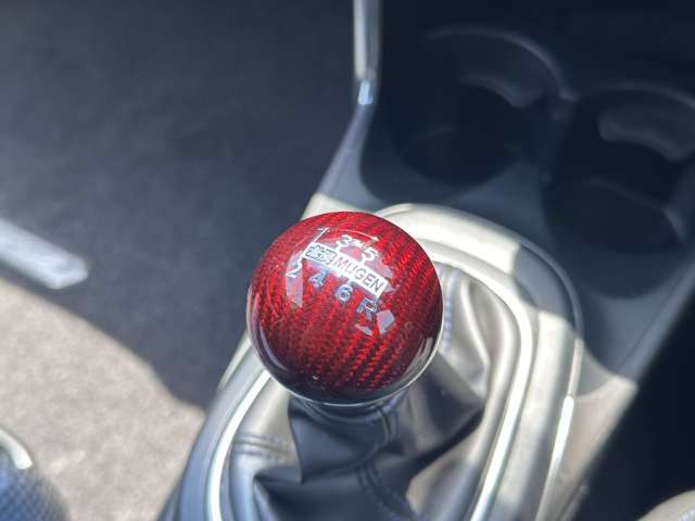 保証取扱い店舗です。購入後も安心、中古車に保証が付けれます！