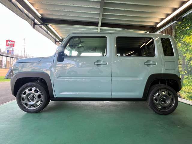 ■全車両保証付き■　当社では届出済未使用車でも新車と同様の保証をつけて販売しております。また各店舗に最新の整備工場とプロメカニックが常駐しておりますのでアフターメンテナンスもお任せください！