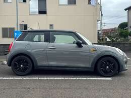 全車キャンペーン中！全国納車可能！自社ローンも！36回払いまで対応！