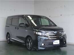 走りにこだわりながら収納力も持ち合わせたお車です。荷物を載せて軽快なドライブを楽しめますよ♪