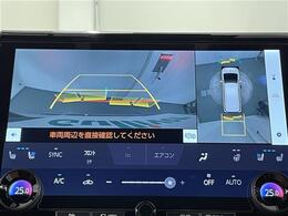 ◆【パノラミックビューモニター】クルマを真上から見下ろした視点で駐車をサポートします！クルマの斜め後ろや真横など、いち早く障害物に気が付くことができます。