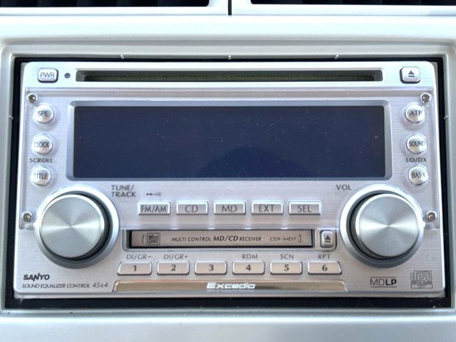 お好きな音楽を車内でお楽しみいただけます♪スピーカー交換・ウーハー追加などの音質向上や、最新ナビ・後席モニター等の取り付けも是非ご相談ください！