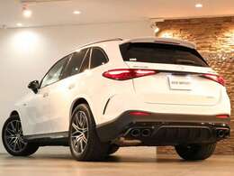 記録簿付　事故歴無く新車保証継承可！！　綺麗な外装色オパリスホワイト！！