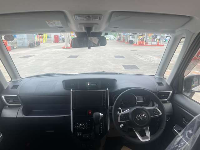 運転席・助手席の俯瞰視点です！乗った際のイメージが湧きますね！