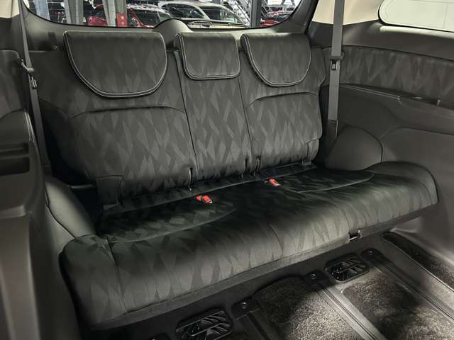 【3列目シート】【店舗にて現車の確認も頂けますので、お電話で在庫のご確認の上是非ご来店くださいませ！！