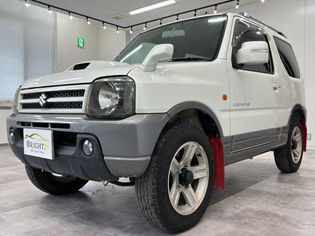 4WD　ETC　ナビ　アルミホイール　キーレスエントリー　電動格納ミラー　シートヒーター　革シート　AT　衝突安全ボディ　記録簿　ABS　エアコン　パワーステアリング　パワーウィンドウ