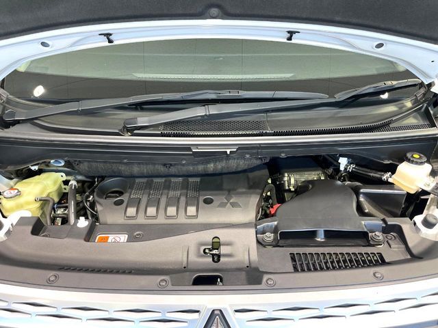 親切・丁寧な専門メカニックスタッフが応対！・車検・点検整備・事故等の修理などアフターサービスも安心。お車のカスタマイズもネクステージのサービススタッフまでご相談ください！