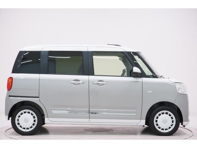 県内13店舗にて常時500台以上ダイハツ車を展示中です。見て、触って、納得のいく一台をぜひ見つけてください。