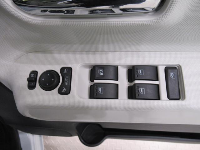 中古車は一物一価、同じようなお車でも、整備状況、外内装の状態など様々です。