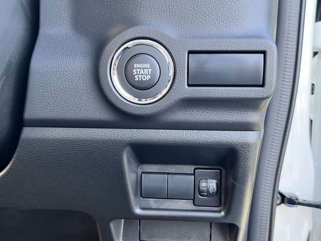 当社のアフターサービスの関係で、こちらのお車は群馬県在住の方に販売を限らせていただきます。