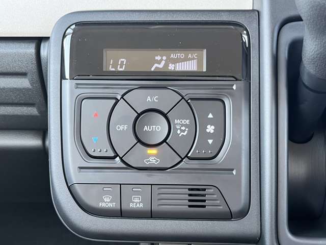 当社のアフターサービスの関係で、こちらのお車は群馬県在住の方に販売を限らせていただきます。