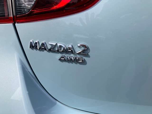 MAZDA2