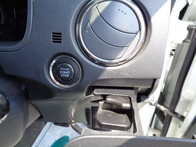 運転席操作部です！わからないスイッチ類や操作部はお気軽にお問い合わせ下さい！
