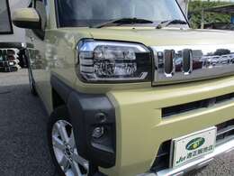 ヘッドライトのくすみや小さな傷など、くすんだレンズもある程度まで綺麗に復活します♪お車のライトが気になる方はお気軽にご相談下さいね♪