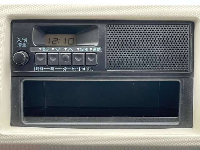 各種、板金塗装も取り扱い御座います。小さな補修からエアロの塗装取付け、オールペイント(全塗装)までお客様のご要望にできる限りお応え致します！！お気軽にご相談下さい。