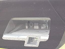 【スズキ　セーフティサポート】走行中に前方の車両等を認識し、衝突しそうな時は警報とブレーキで衝突回避と被害軽減をアシスト。より安全にドライブをお楽しみいただけます。