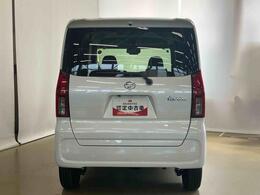 但し当店では販売だけでなく、ご購入後のアフターサービスもご提供となりますので、店頭商談並びに店頭納車可能なお客様への販売とさせていただいています。ご了承下さい。