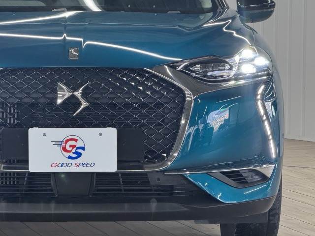 【LEDヘッドライト】です。現在主流のヘッドライトで明るいので視認性が良く安全です。明るさとかっこよさをお楽しみください。