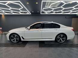 上質でお買い求めやすい輸入中古車をご案内しております。お客様のお好みに合った弊社在庫よりお選びくださいませ。