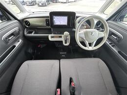 こちらインパネ全体の写真になります。納車はおおむね2週間程度（必要書類の状況により）で行っております。人気の車両になりますので、お早目のご検討をおすすめします。当店自慢の一台です！