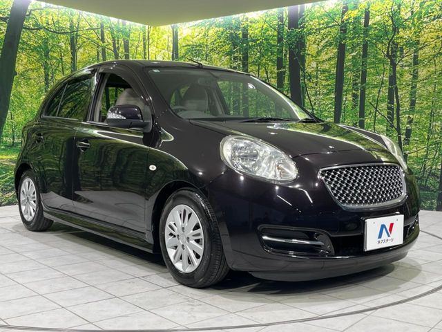 大好評のボディコーティング「弾スプラッシュコート」もご納車までに施工可能。通常のガラスコートと異なる、耐久年数6年の無機質ガラスコーティングが、ボディをキレイな状態に保ってくれます。