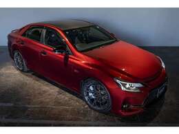 TOYOTA GAZOO Racingが開発した「マークX“GRMN”」。マークXの最上級グレード「350RDS」をベースに、モータースポーツで得た知見が惜しみなく注がれたコンプリートカーだ。