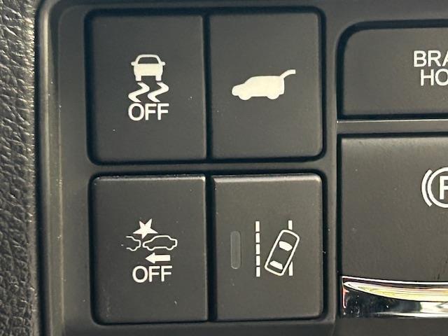 【運転席操作部】快適なドライブを楽しむための機能が装備されています！運転席から触れるので、使いやすいです！除菌プランいれていただくと、さらに清潔で安心していただけます！