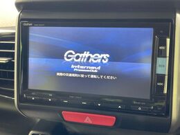 【純正ナビ】人気の純正ナビを装備。オーディオ機能も充実しており、Bluetooth接続すればお持ちのスマホやMP3プレイヤーの音楽を再生可能！毎日の運転がさらに楽しくなります！！