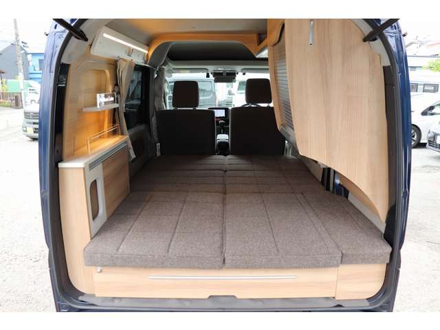 当社在庫車、詳細は当社ホームページもご覧ください。【ルートシックス　キャンピングカー】で検索！