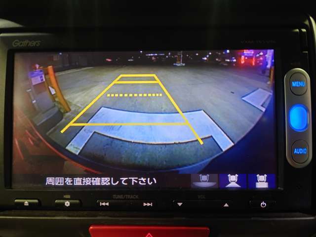 何かと便利なナビ付のお車です！