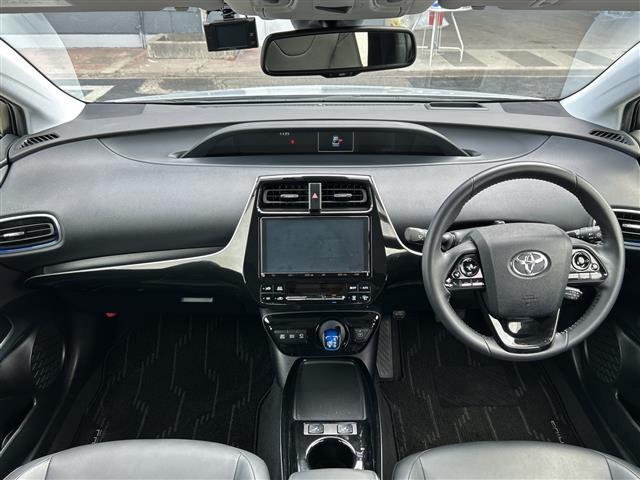 【インパネ全体】『インパネ全体』の画像になります。写真の内容に関してご不明点、ご質問等がございましたらお気軽にガリバー店舗までお問い合わせください。