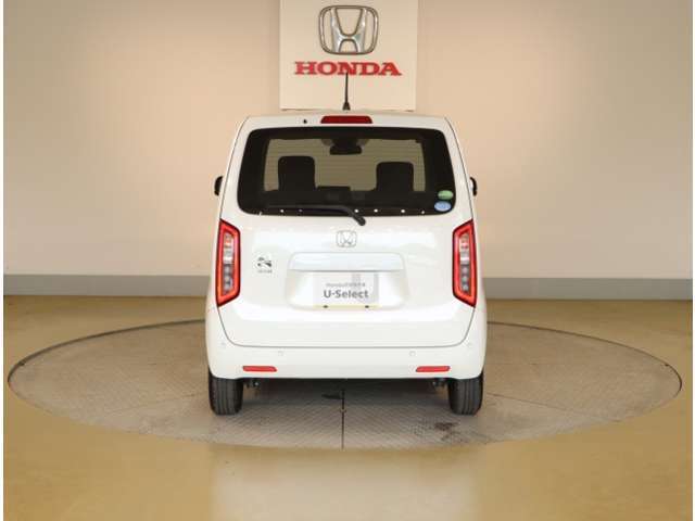 「自動車保険」と「あんしん特典」がひとつになったHondaのお店ならではの保険プランです。お客様のカーライフにより一層の安心をプラスします。