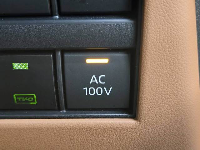 【AC100V】コンセント付きですので家庭用電化製品が車内でご利用いただけます。