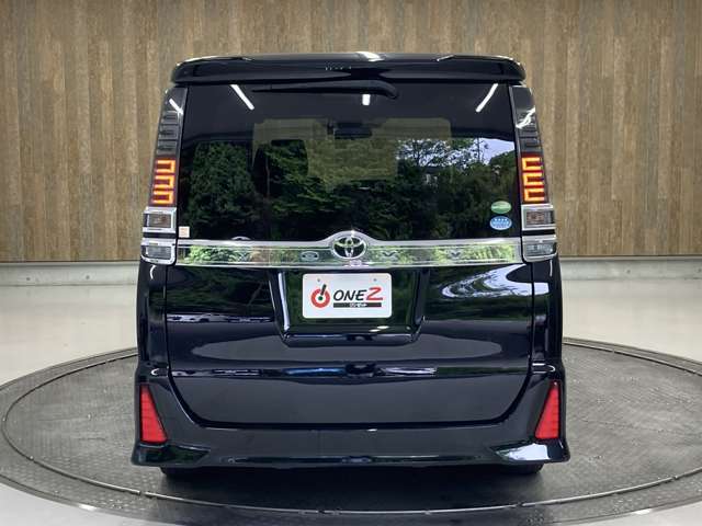 当社の在庫は、全車第三者機関の査定を通った車両ですので、状態に関しましては確かな一台を御案内致しております。