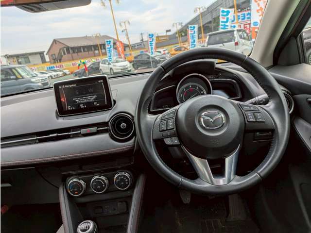 ☆内装美車☆ダッシュボードもシートも当然キレイ・清潔に仕上げております。内装のキレイなお車は気持ちがいいですし、コンディションのいい車が多いんです♪022-794-7730☆