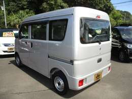 南九州自販では、自社内に修理工場を構えており、お客様が安心して大切なお車を預けて頂けます。