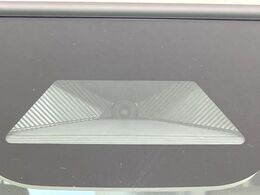 【ホンダセンシング】走行中に前方の車両等を認識し、衝突しそうな時は警報とブレーキで衝突回避と被害軽減をアシスト。より安全にドライブをお楽しみいただけます。
