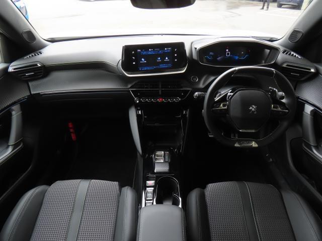 進化した3Di-Cockpit。人の体に合わせて設計されたCockpit