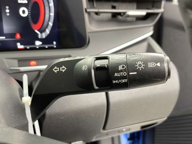 【運転席操作部】快適なドライブを楽しむための機能が装備されています！運転席から触れるので、使いやすいです！除菌プランいれていただくと、さらに清潔で安心していただけます！