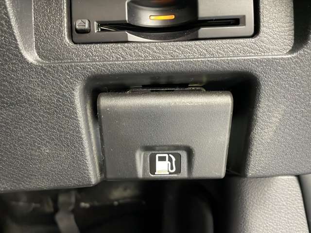 【運転席操作部】快適なドライブを楽しむための機能が装備されています！運転席から触れるので、使いやすいです！除菌プランいれていただくと、さらに清潔で安心していただけます！