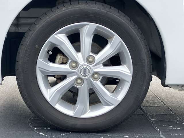 14インチ純正アルミホイール