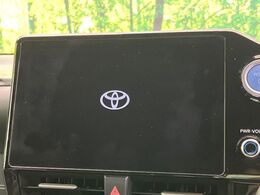 【10.5インチ　ディスプレイオーディオ】大画面のディスプレイはAppleCarPlayやAndroidAutoが利用可能。大きな画面でスマホナビアプリ等が利用いただけます♪