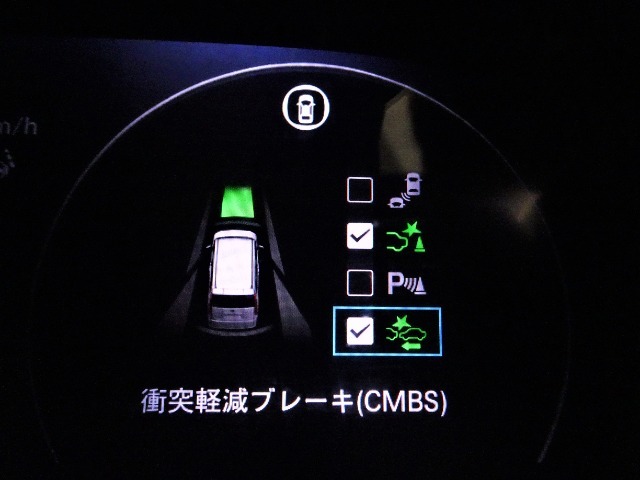 衝突軽減ブレーキ付きホンダセンシングです☆