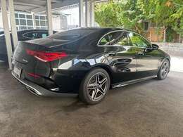 この度は、当店の車をご覧頂きありがとうございます。輸入車販売一筋43年のバイヤーが厳選仕入れしてきた良質車です。きっと、気に入って頂けることと思います。