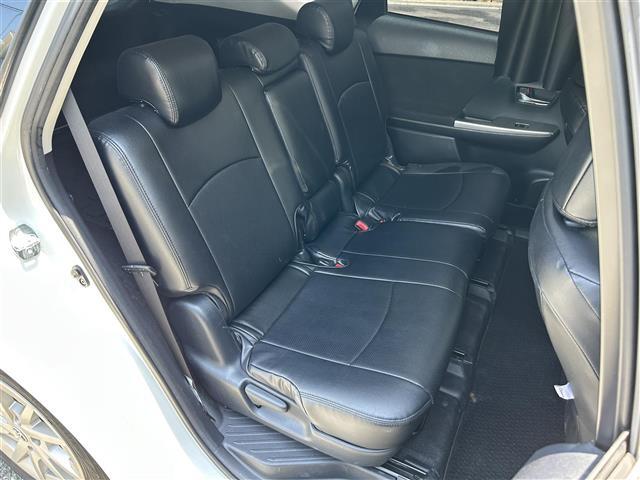 気になる車はすぐにお問い合わせください！画面右側の0066から始まる無料ダイヤルからお問い合わせ下さい！専門スタッフがお車のご質問にお答えいたします！