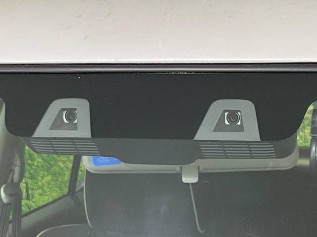 【スズキ　セーフティサポート】走行中に前方の車両等を認識し、衝突しそうな時は警報とブレーキで衝突回避と被害軽減をアシスト。より安全にドライブをお楽しみいただけます。
