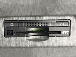 【ETC】高速道路の料金所をストレスなく通過！話題のスポットやサービスエリアに多い「スマートIC」利用時は必須のアイテムです。当店でセットアップを実施、ご納車当日からすぐにご利用いただけます！